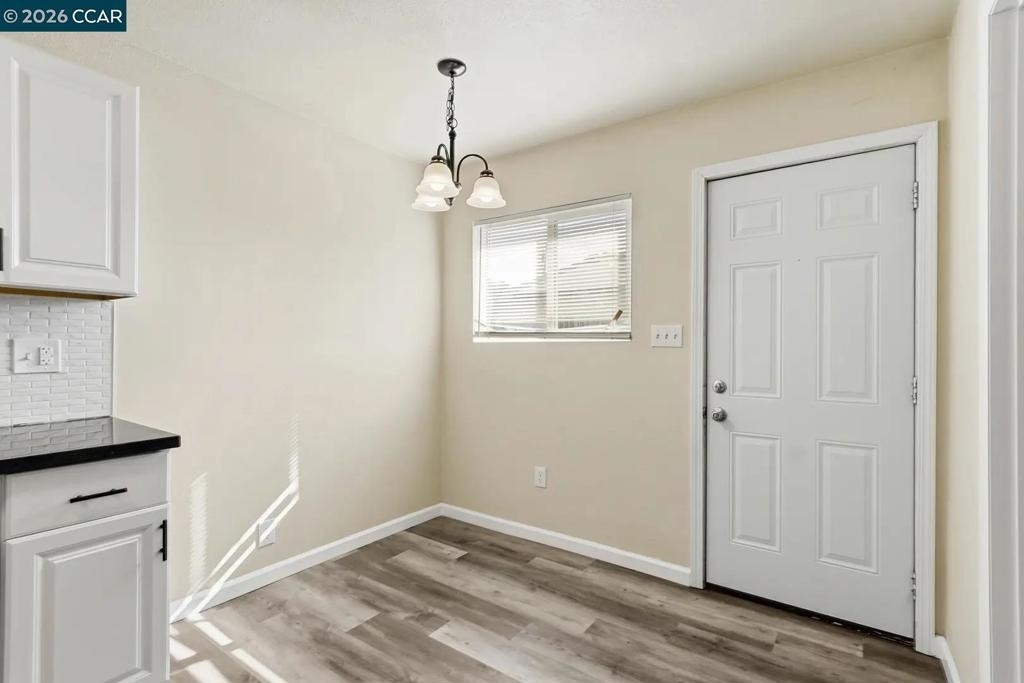 2225 E Myrtle St - Photo 7