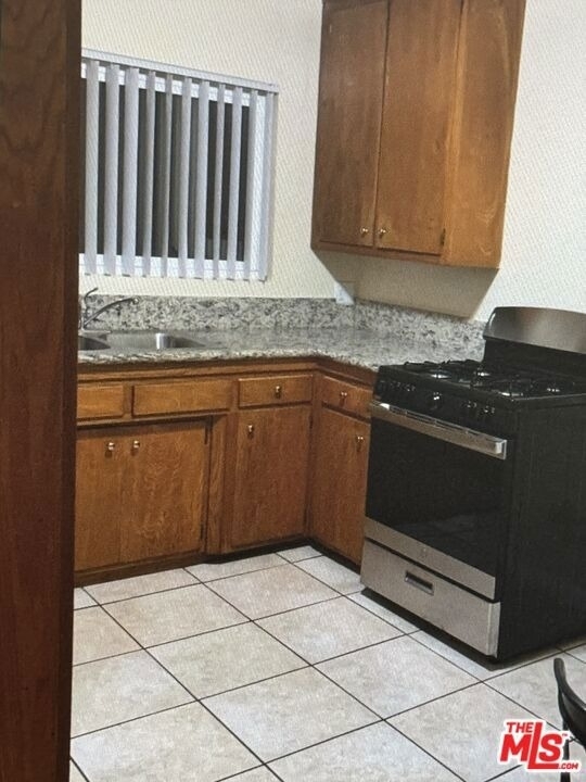 4817 Oakwood Avenue - Photo 1