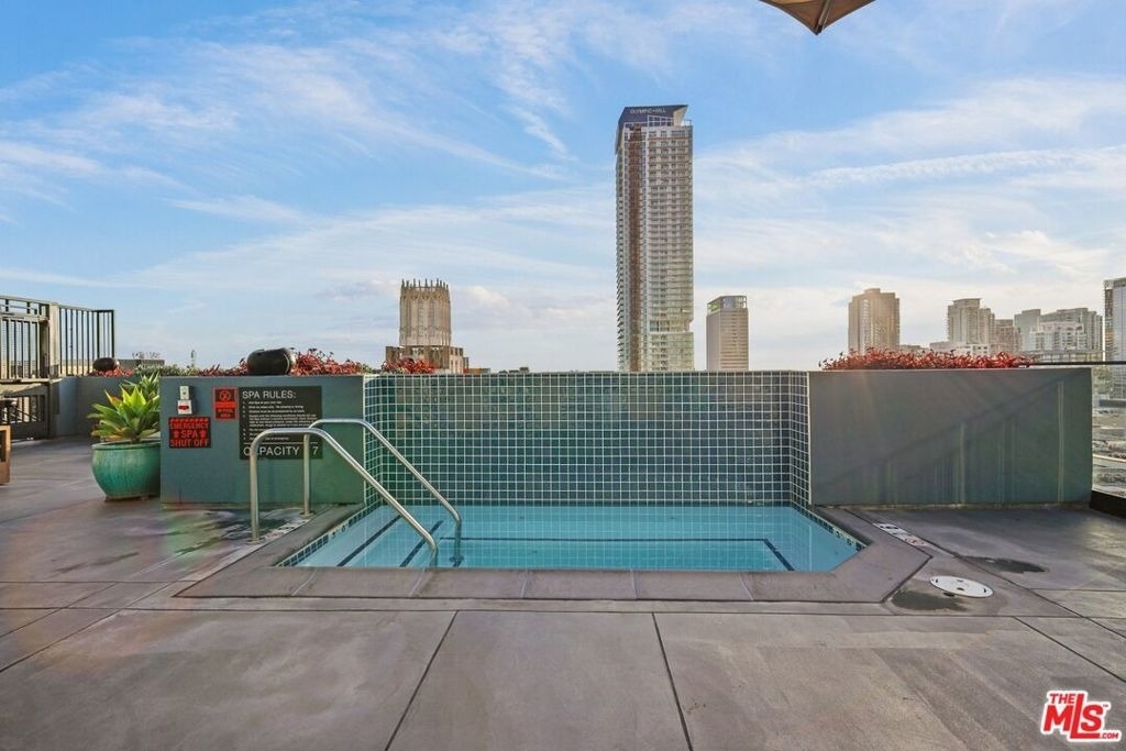 849 S Broadway - Photo 21