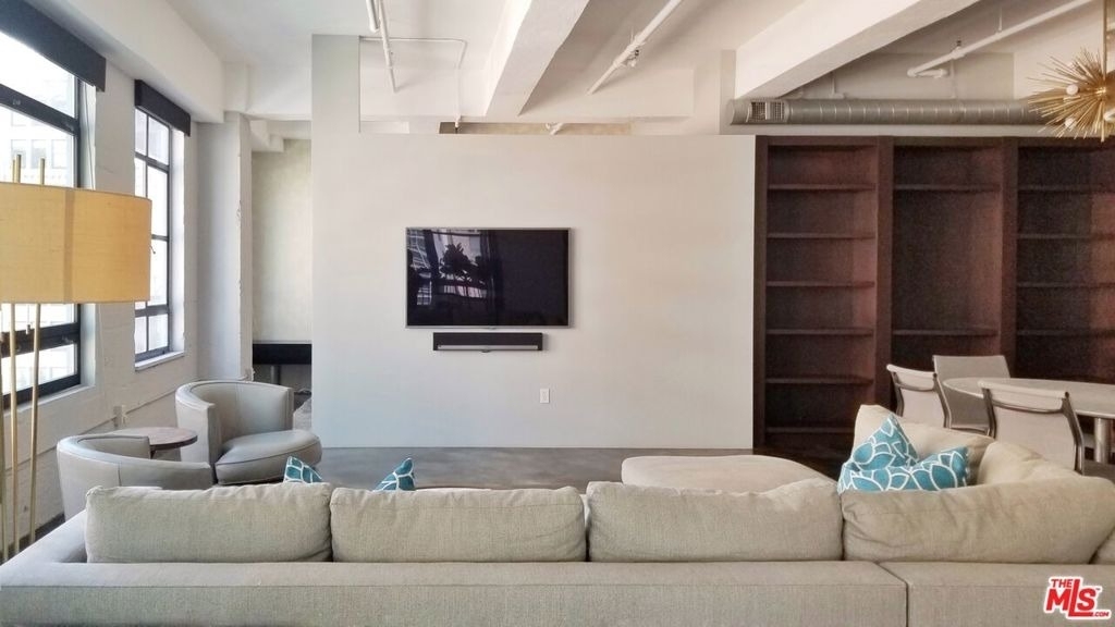 849 S Broadway - Photo 2