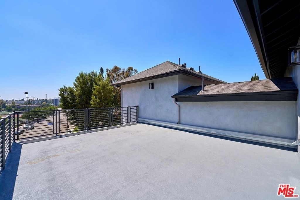 102 Marion Boulevard - Photo 49