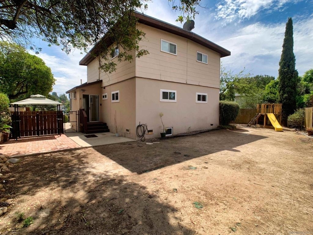 6190 Dixie Dr - Photo 12
