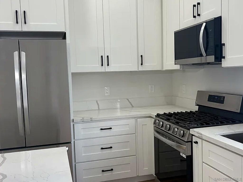 1226 Fern Ave - Photo 6