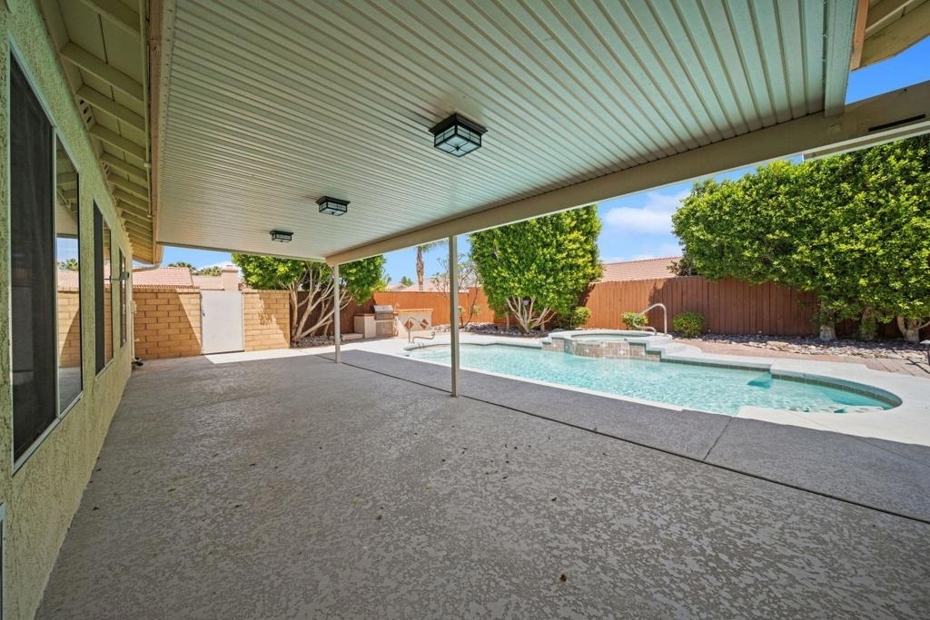 37762 Drexell Drive - Photo 29