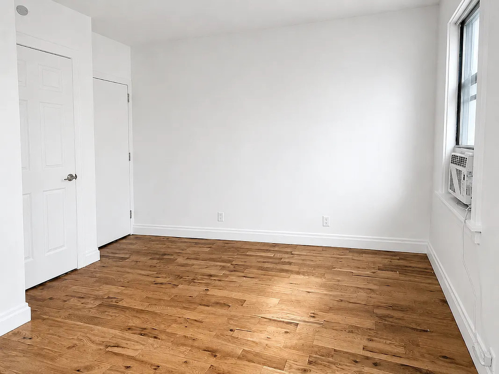 294 Harman Street - Photo 5