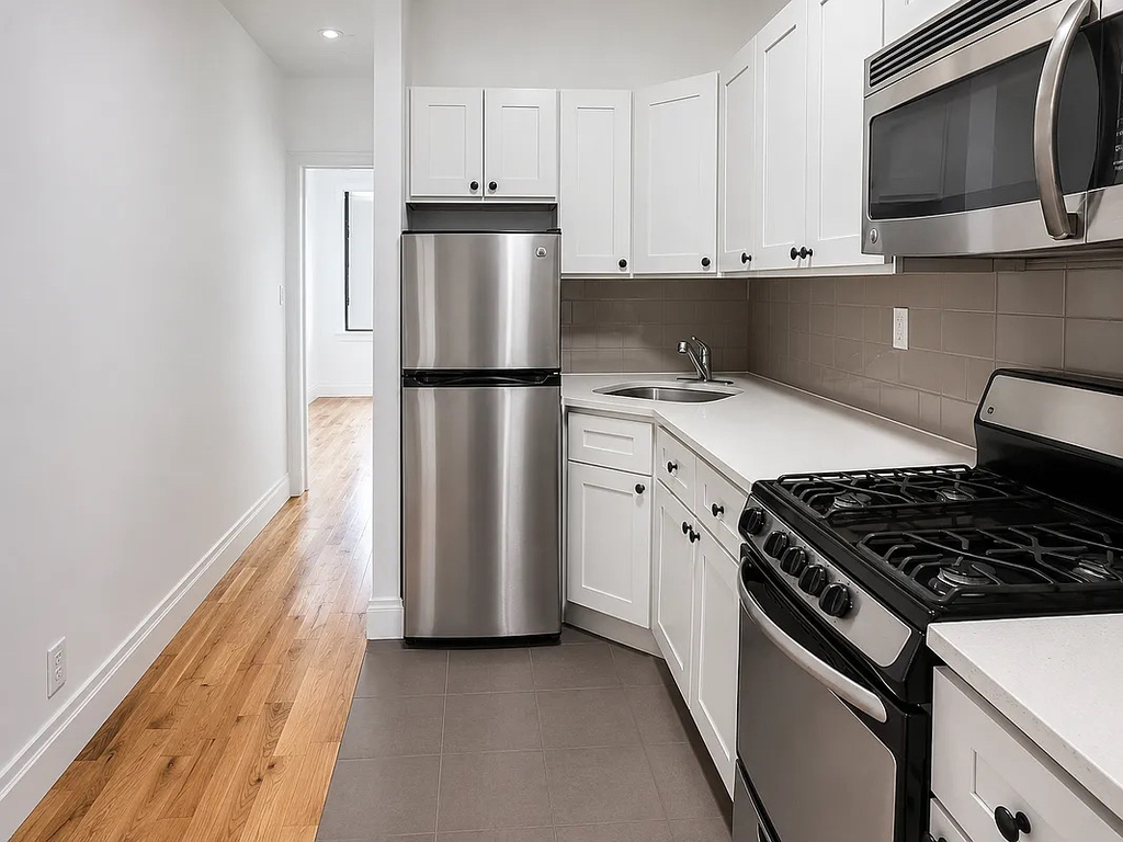 294 Harman Street - Photo 4