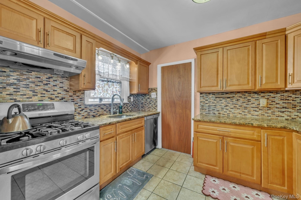 11545 228th Street - Photo 4