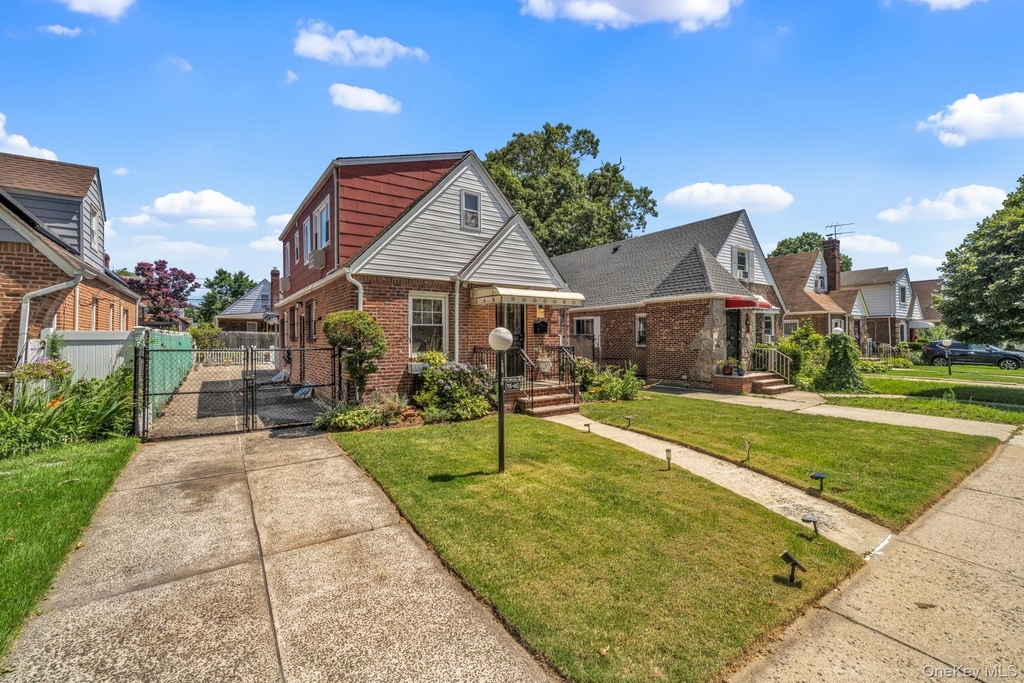 11545 228th Street - Photo 0