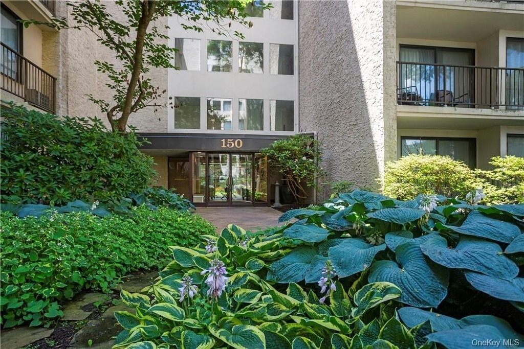 150 Overlook Avenue - Photo 1