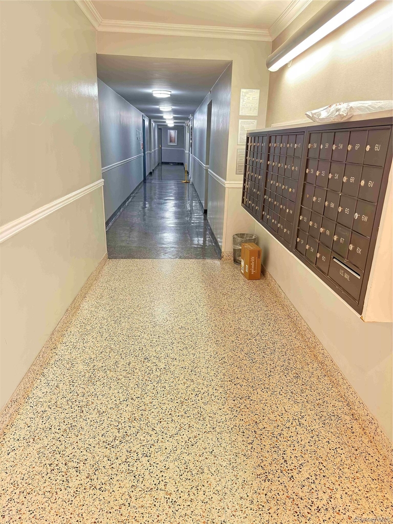 34-20 Parsons Boulevard - Photo 9