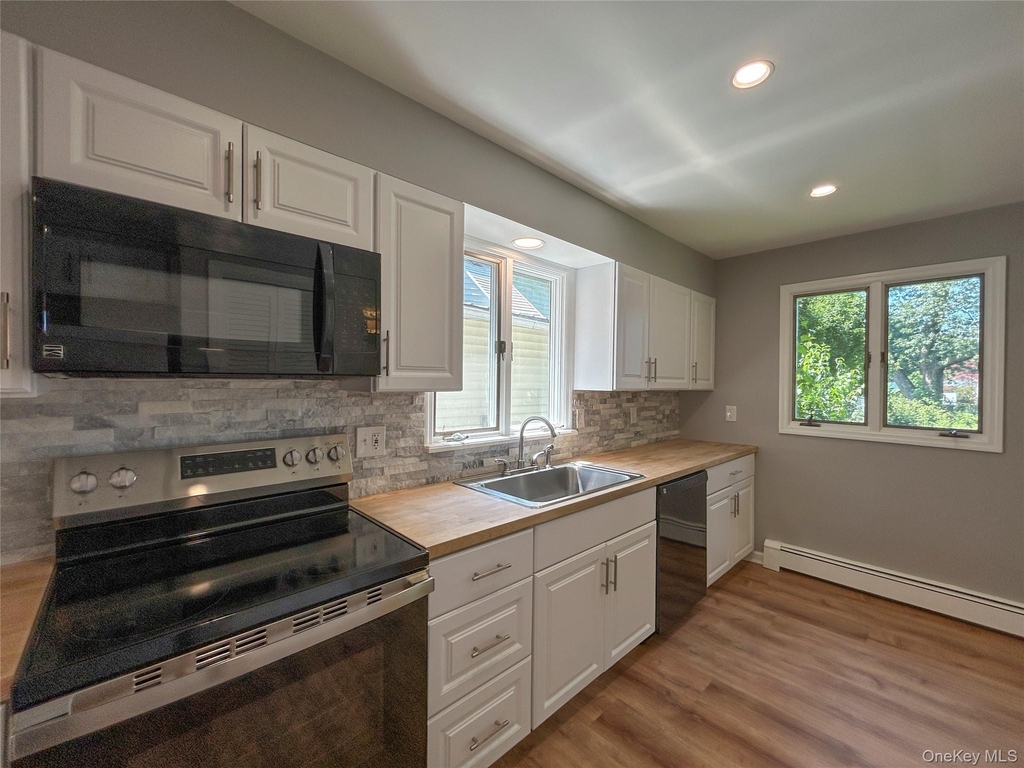 306 Third Road - Photo 1
