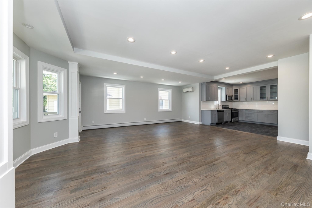 57 Earle Ave - Photo 12