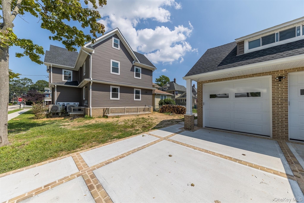57 Earle Ave - Photo 3