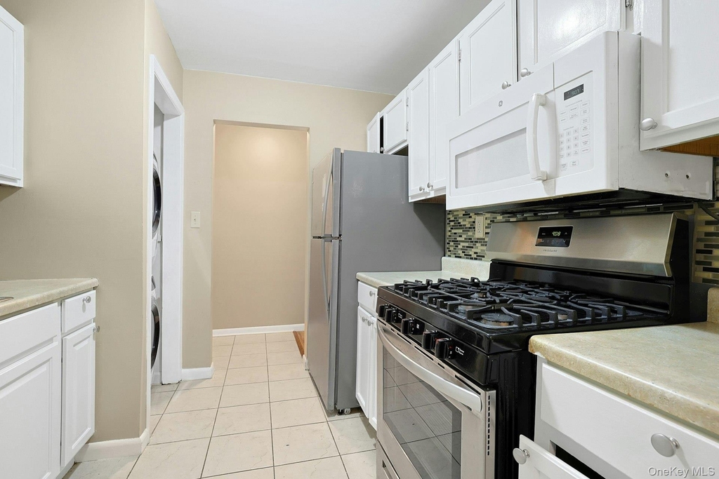 214 Kennedy Drive - Photo 12