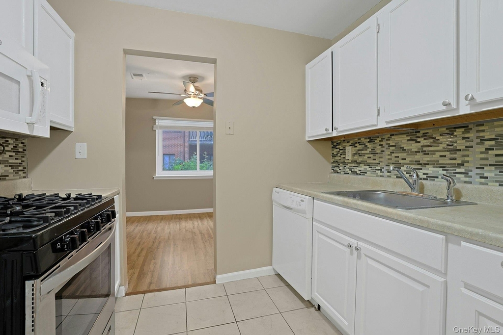 214 Kennedy Drive - Photo 16
