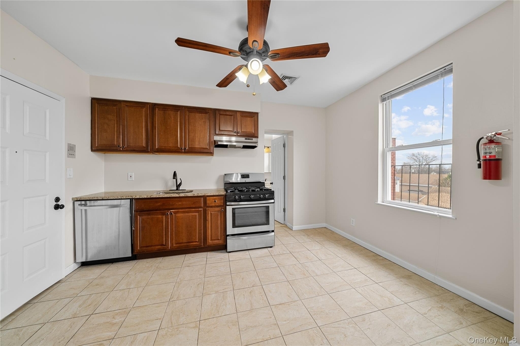 402 Jericho Turnpike - Photo 1