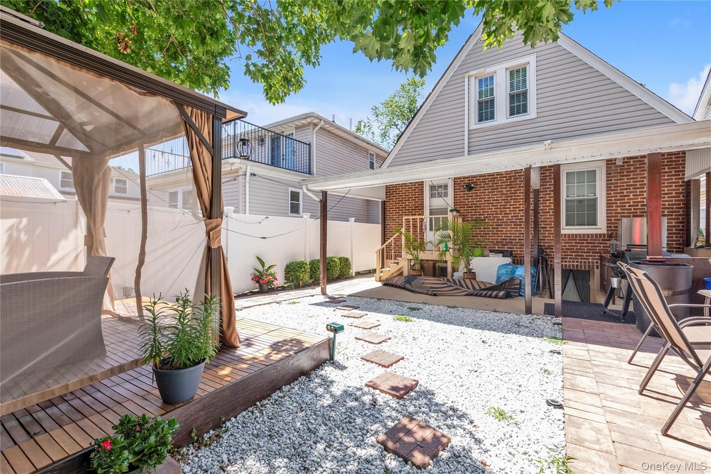 230-03 144th Avenue - Photo 9