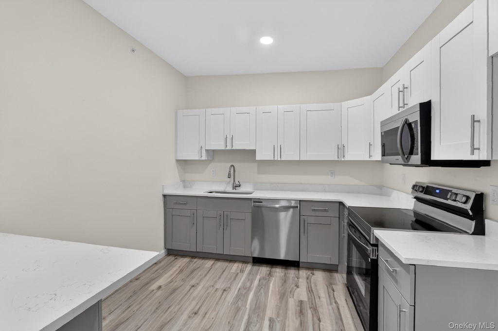 16 Dowd Street - Photo 8