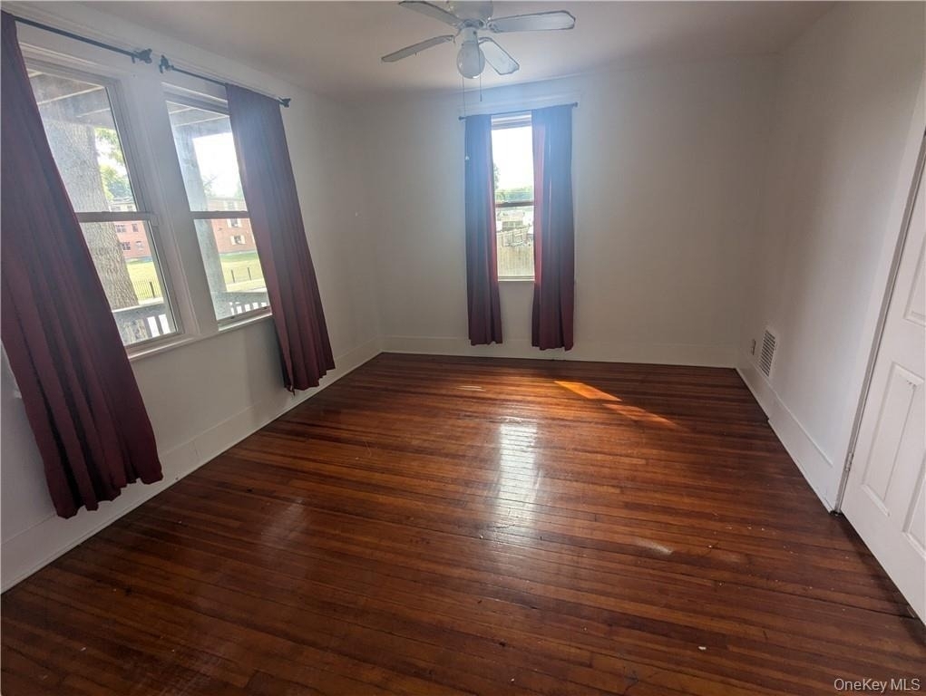 216 Smith Street - Photo 5