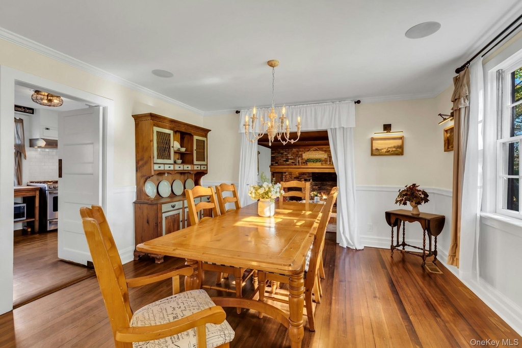 105 Academy Street - Photo 9