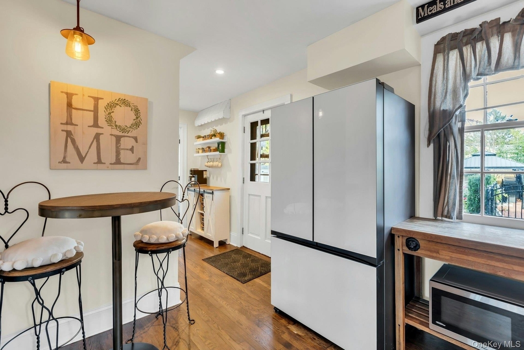 105 Academy Street - Photo 16