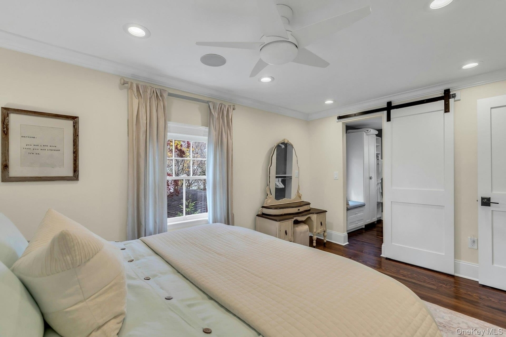 105 Academy Street - Photo 23