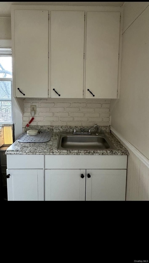 91 Ulster Avenue - Photo 3
