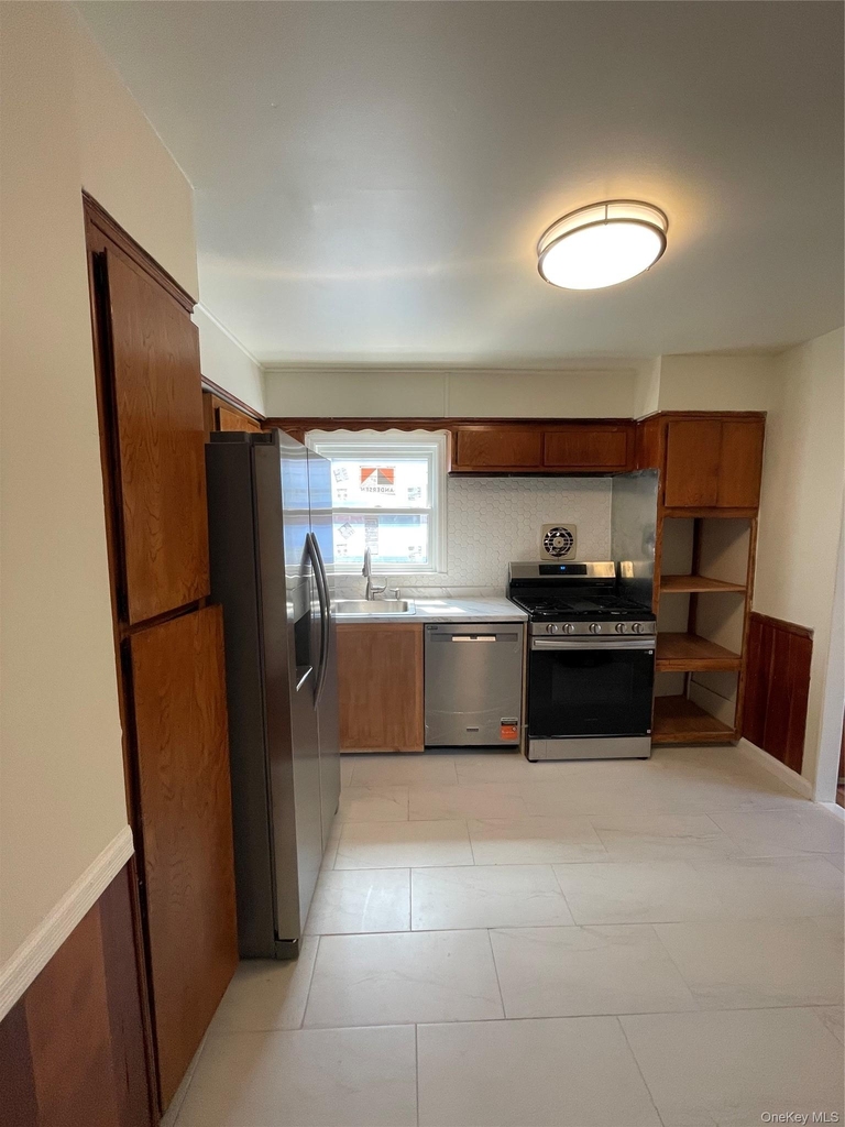 164-26 76th Avenue - Photo 6