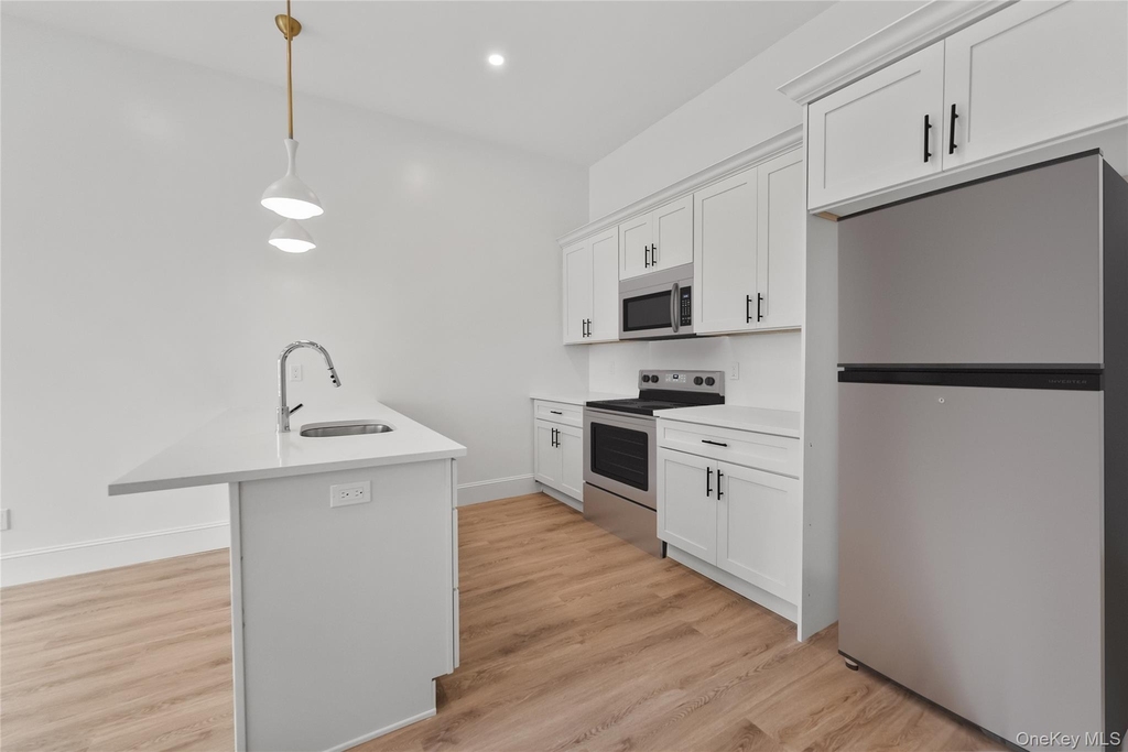 48 North Street - Photo 2