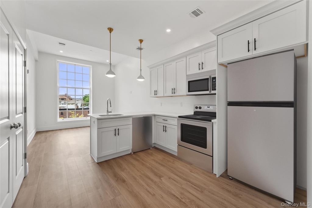 48 North Street - Photo 0