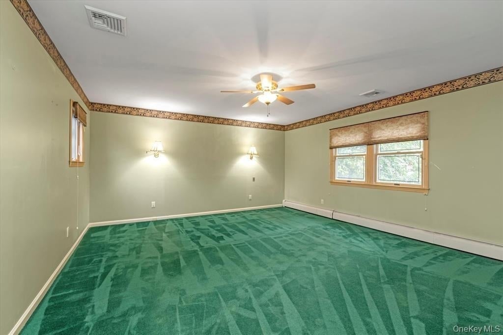 709 Carlyle Street - Photo 15