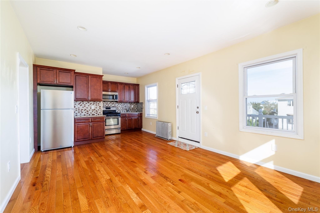 128 W Market Street - Photo 6