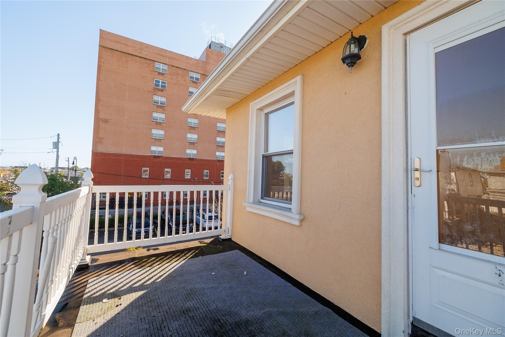 128 W Market Street - Photo 8