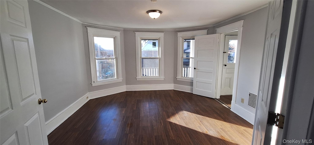195 N Hamilton Street - Photo 3