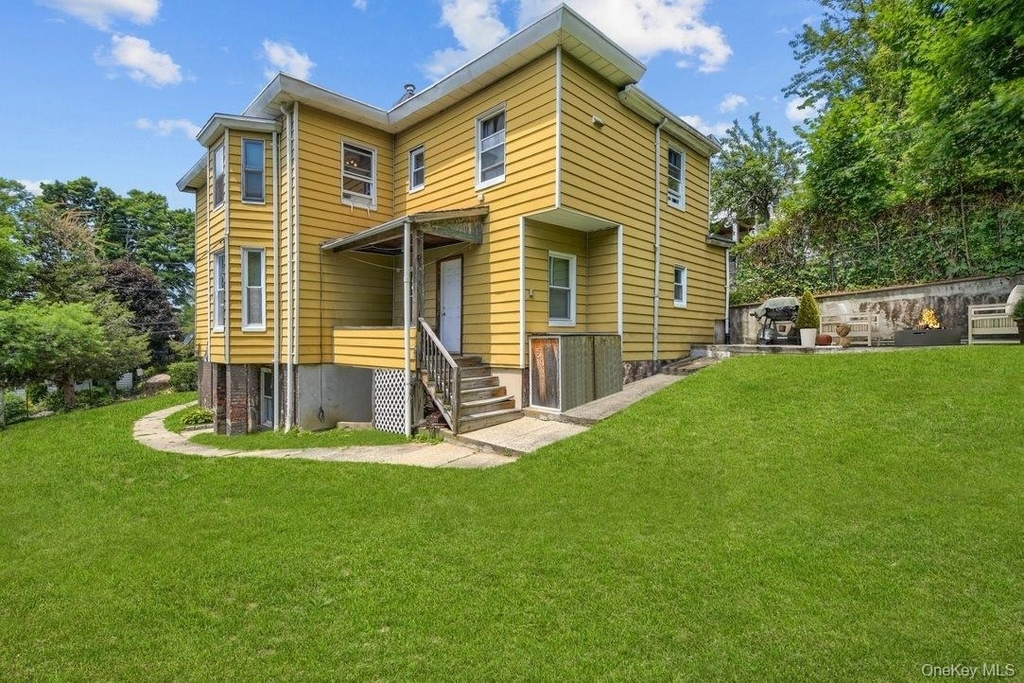 119 High Street - Photo 16