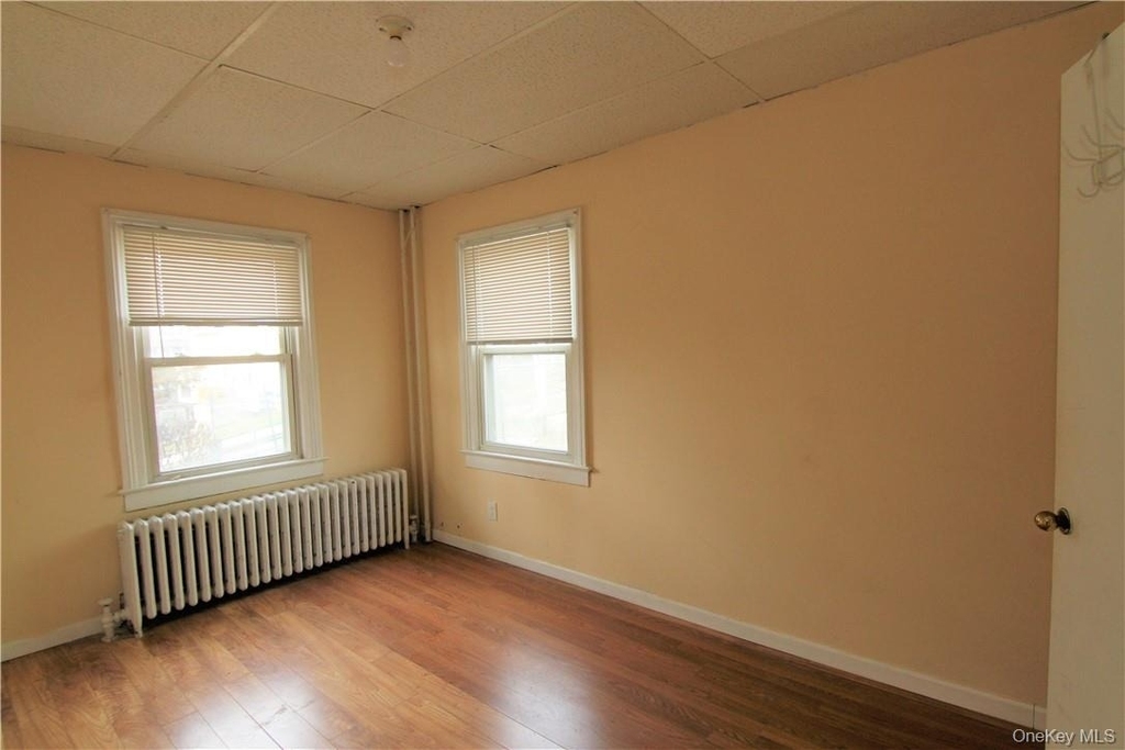 119 High Street - Photo 3
