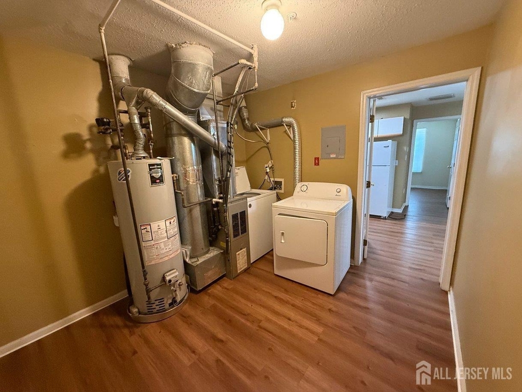 18 Guisborough Way - Photo 7