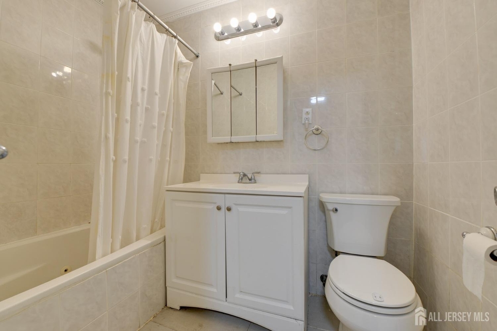 382 College Drive - Photo 12
