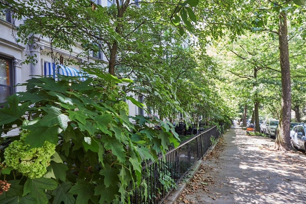 478 3rd Street - Photo 9