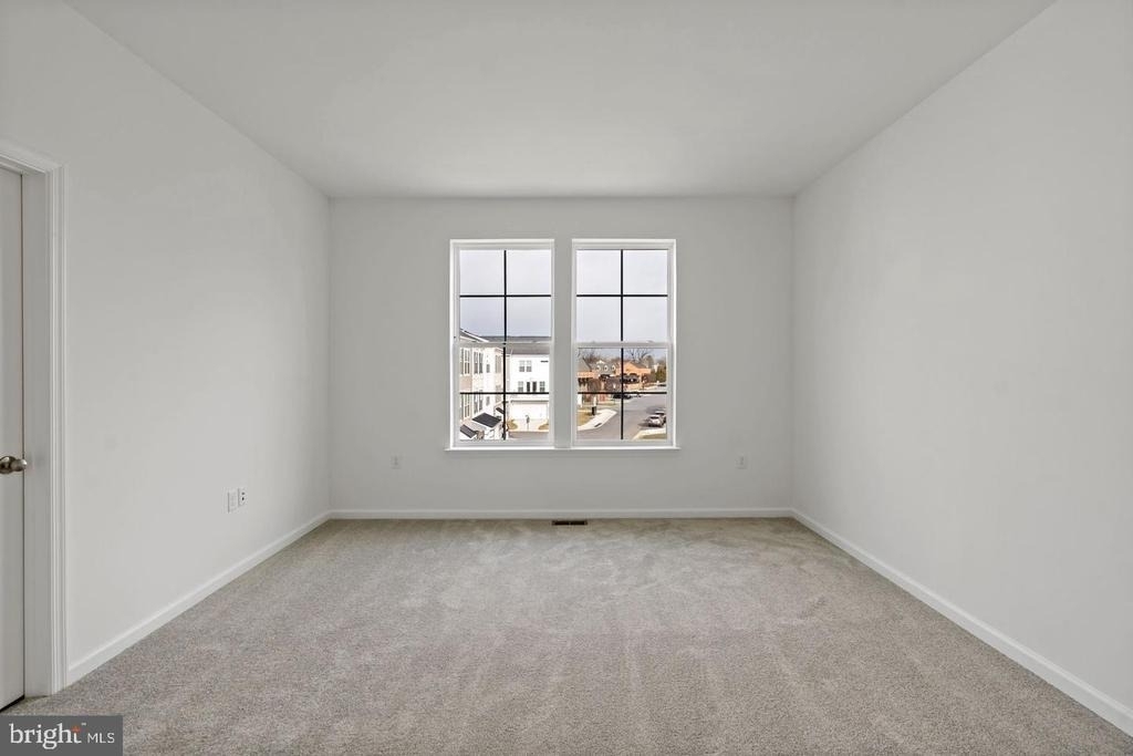 646 Hemsworth Lane - Photo 14