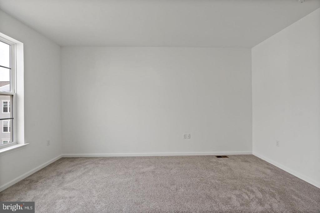 646 Hemsworth Lane - Photo 13