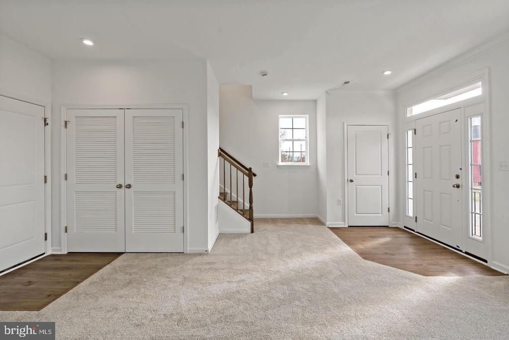 646 Hemsworth Lane - Photo 27
