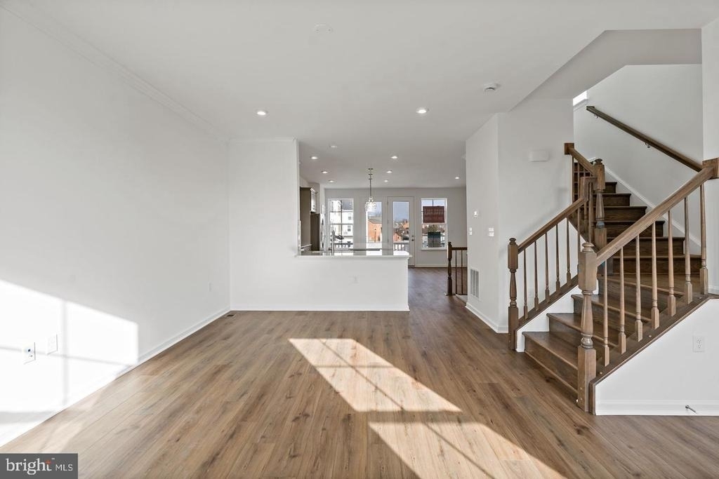 646 Hemsworth Lane - Photo 16