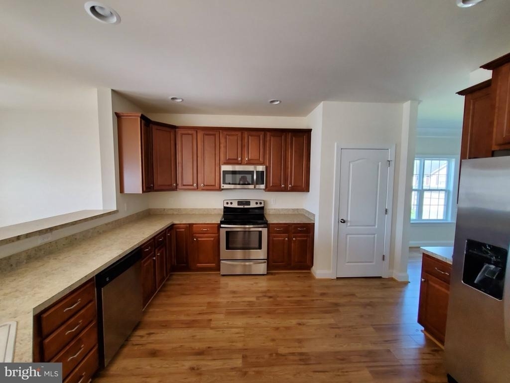 233 Kanter Drive - Photo 4