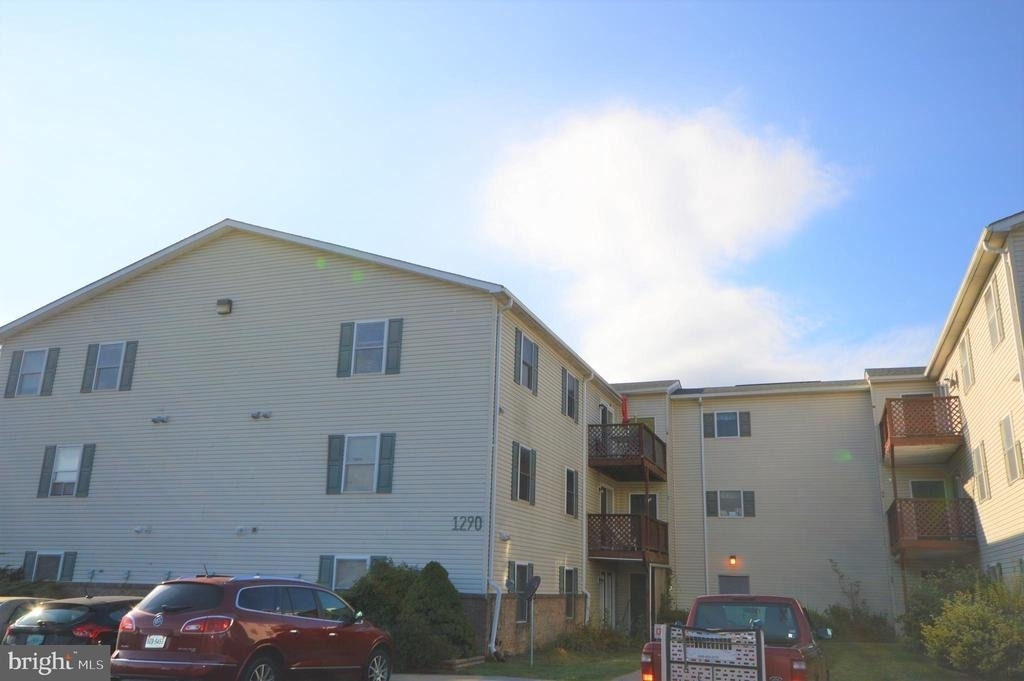 1290 Ox Road - Photo 0