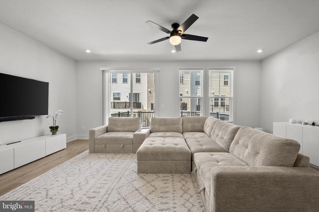 23055 Blue Eagle Ter - Photo 8