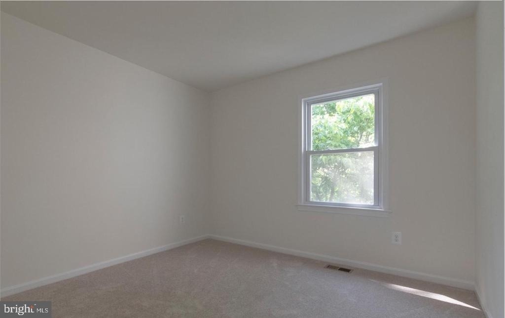 6120 Old Brentford Court - Photo 17