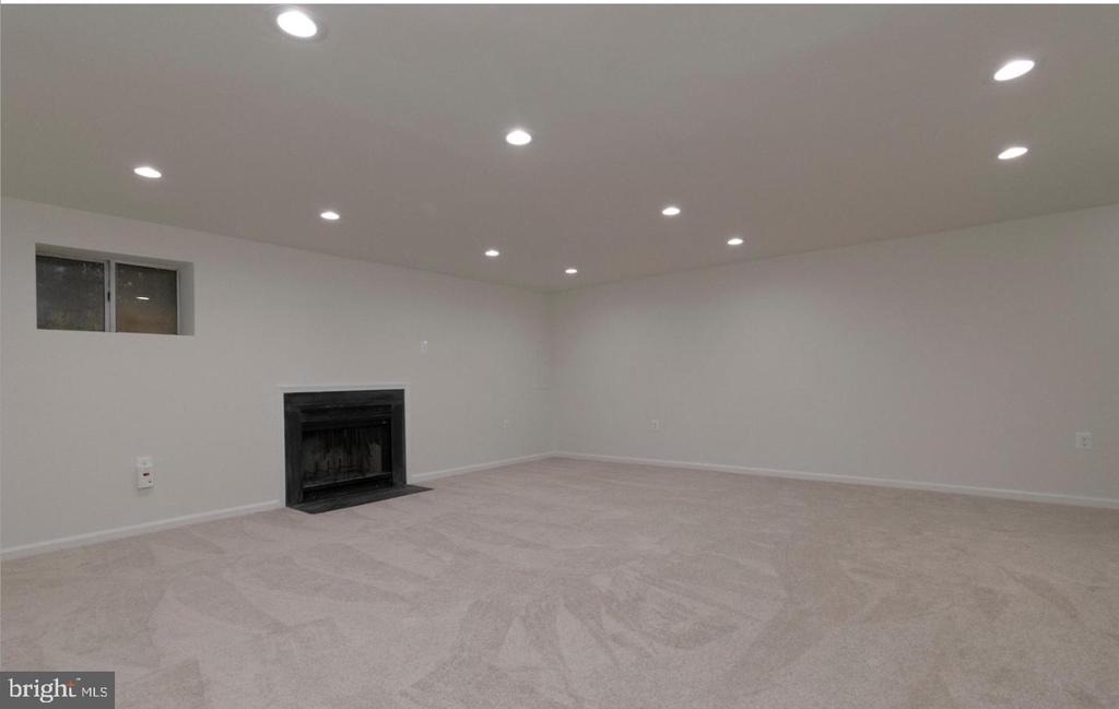 6120 Old Brentford Court - Photo 39