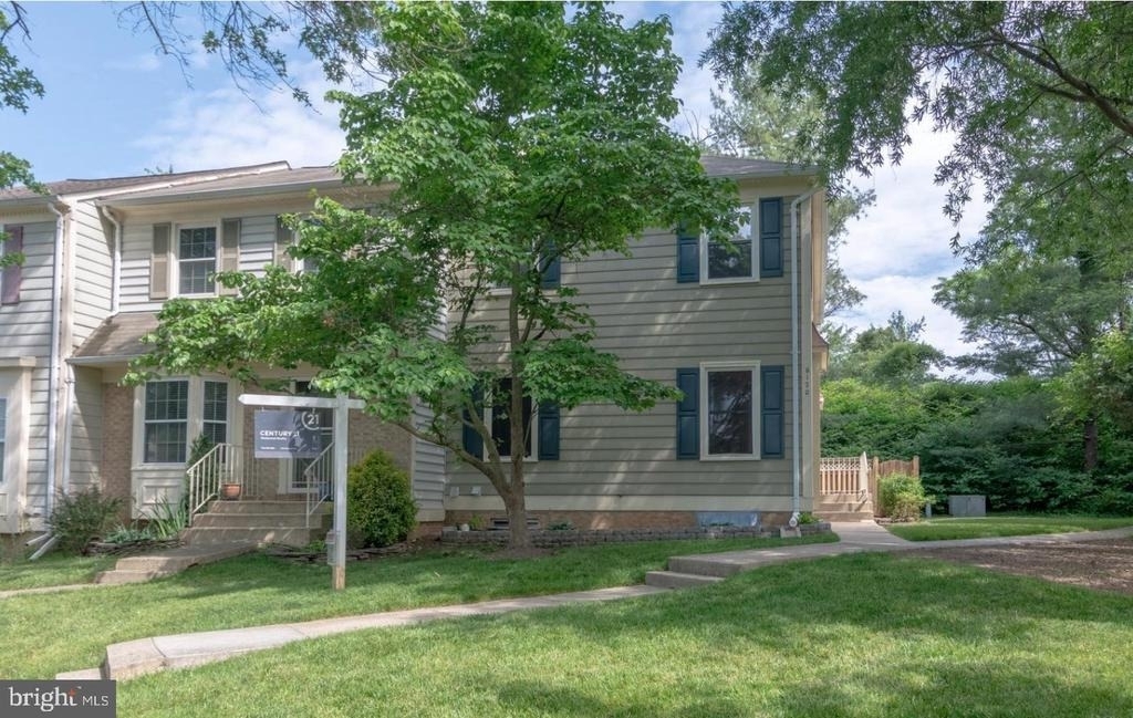 6120 Old Brentford Court - Photo 6