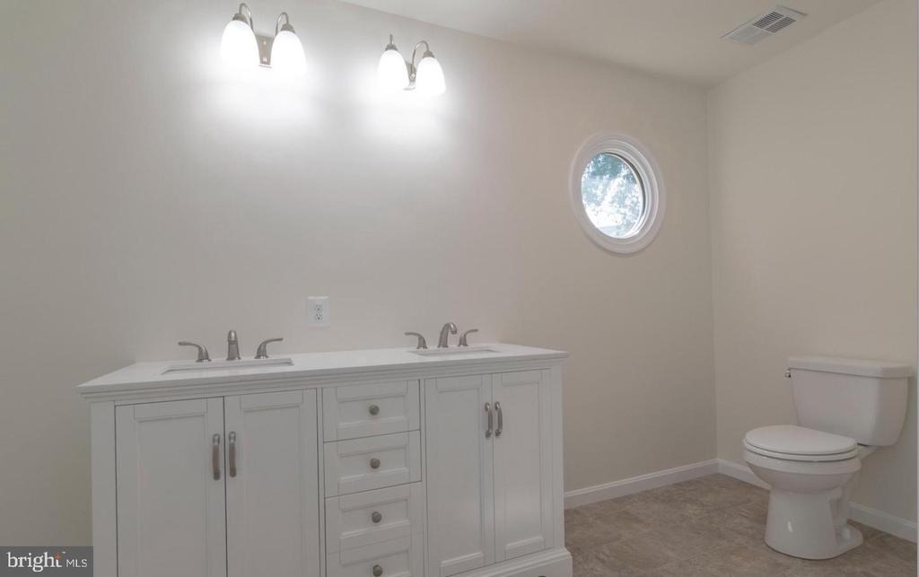 6120 Old Brentford Court - Photo 12